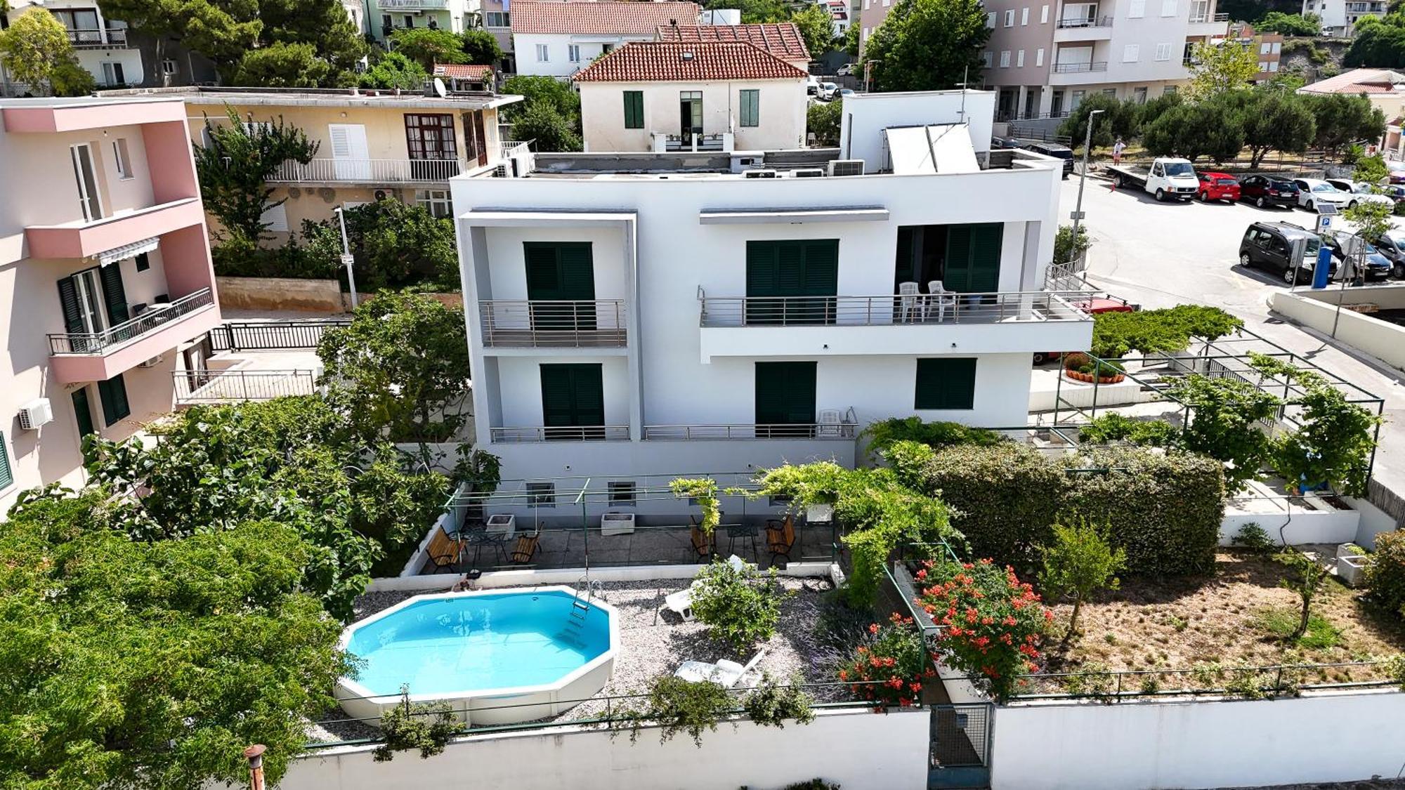 Apartments Turtle Gardens Makarska Bagian luar foto