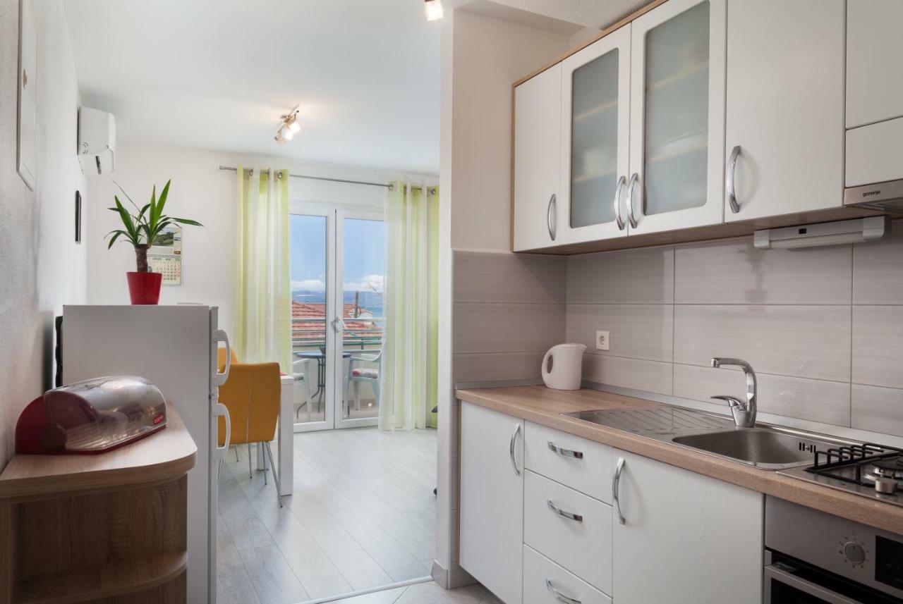 Apartments Turtle Gardens Makarska Bagian luar foto