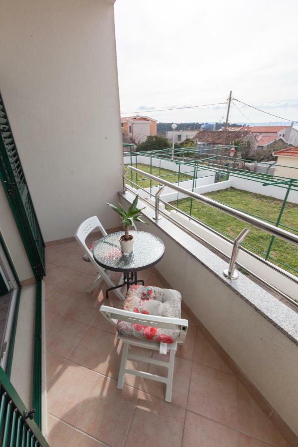 Apartments Turtle Gardens Makarska Bagian luar foto